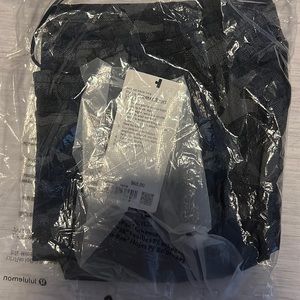 Lululemon Pace Breaker Short 9” liner less